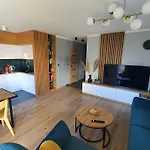Faktura Vat Przy Filmowce Ogrodek Parking Podziemny Apartmán