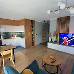 Faktura Vat Przy Filmowce Ogrodek Parking Podziemny Apartmán Lodž
