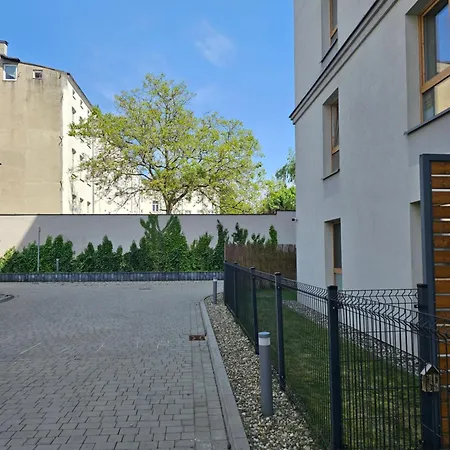 Przy Filmowce Ogrodek Parking Podziemny