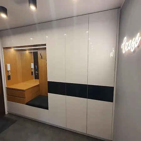 Przy Filmówce Ogródek Parking Podziemny Apartament Łódź