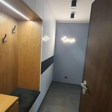 Przy Filmówce Ogródek Parking Podziemny *