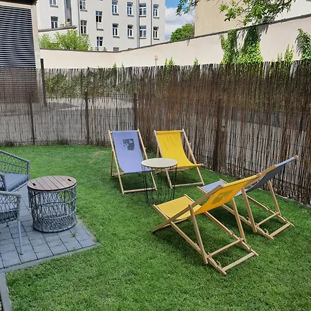 Apartment Przy Filmowce Ogrodek Parking Podziemny *