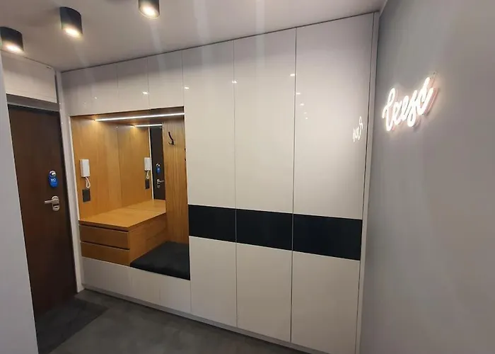 Faktura Vat Przy Filmowce Ogrodek Parking Podziemny Lejlighed Łódź