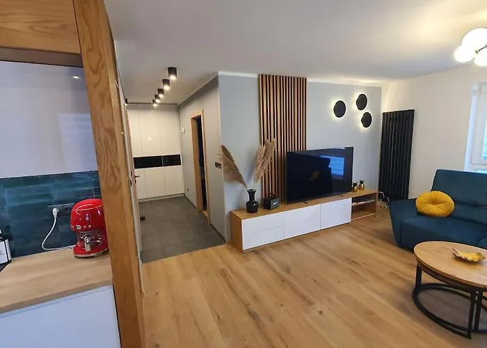 Faktura Vat Przy Filmowce Ogrodek Parking Podziemny Апартаменти