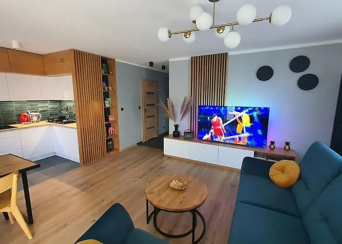 Апартаменти Faktura Vat Przy Filmowce Ogrodek Parking Podziemny Лодзь