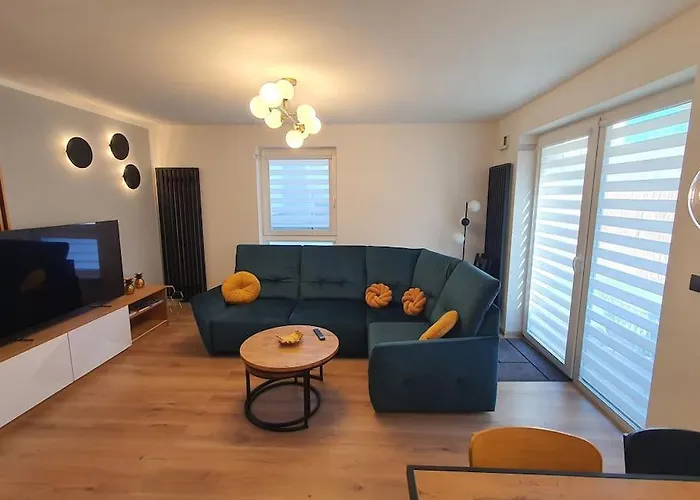 Faktura Vat Przy Filmowce Ogrodek Parking Podziemny Апартаменти