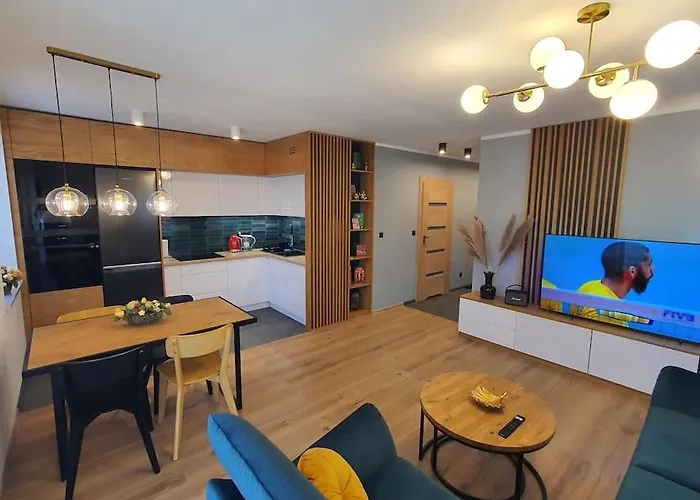 Faktura Vat Przy Filmowce Ogrodek Parking Podziemny Апартаменти Лодзь