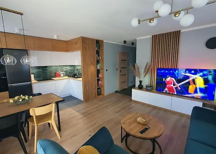 Faktura Vat Przy Filmowce Ogrodek Parking Podziemny Апартаменти Лодзь