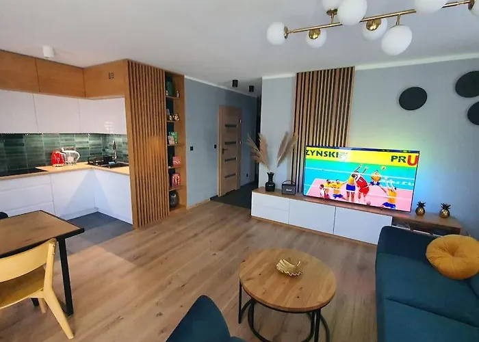 Faktura Vat Przy Filmowce Ogrodek Parking Podziemny Апартаменти